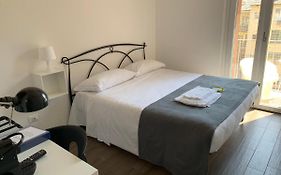 Mambo Suites